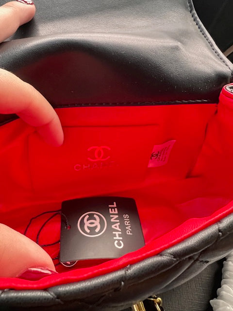 Cartera Chanel Negra c/ Dorado