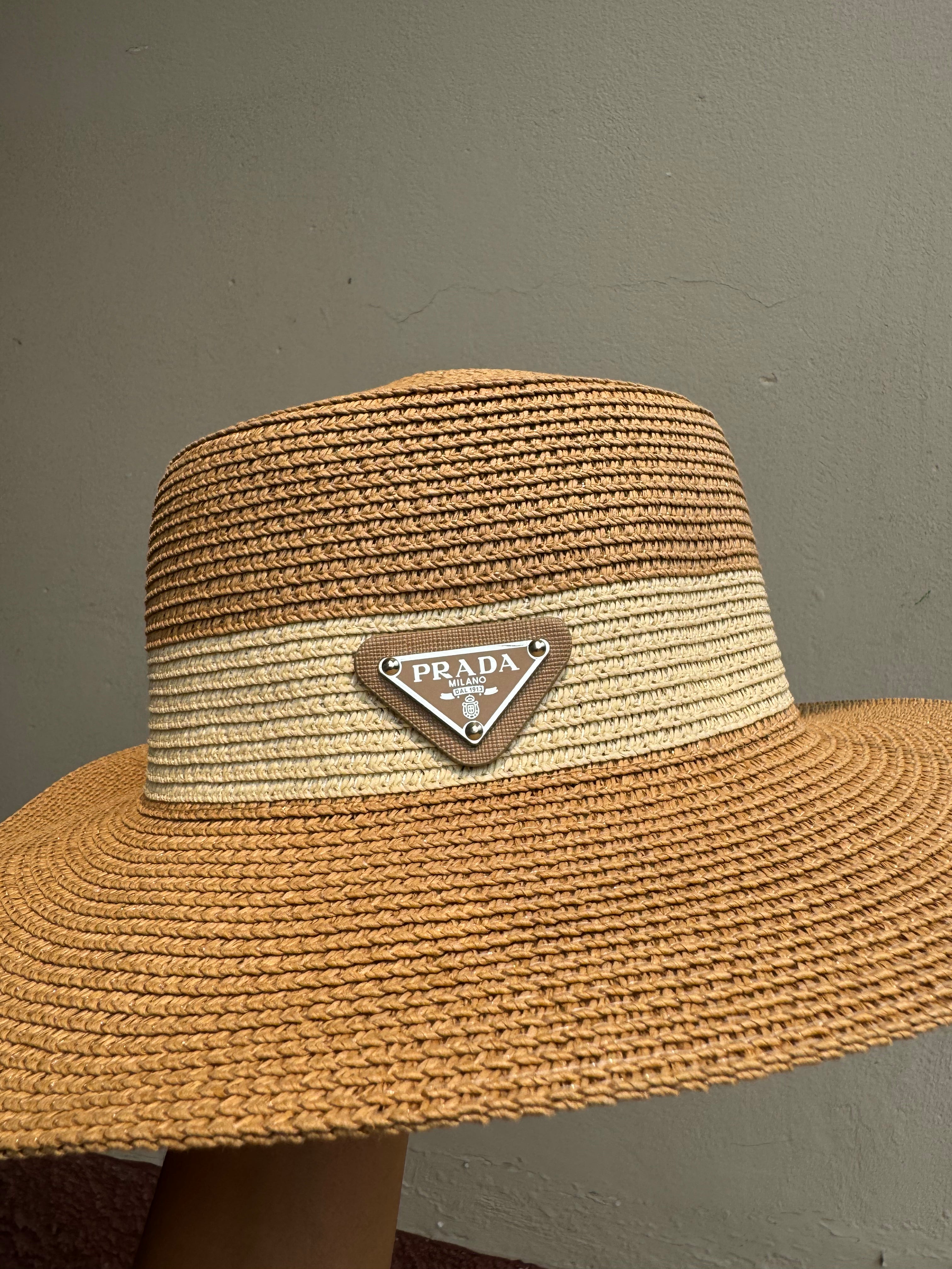 Hat Prada Caramelo Linea Beige