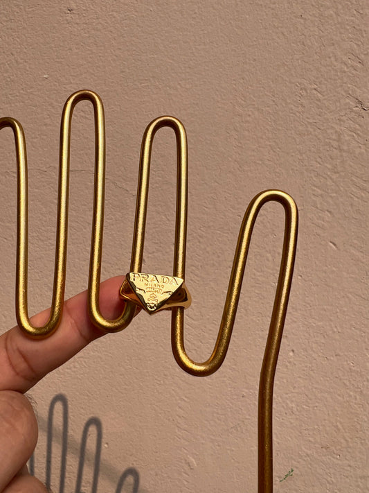 Anillo PRADA gold plane