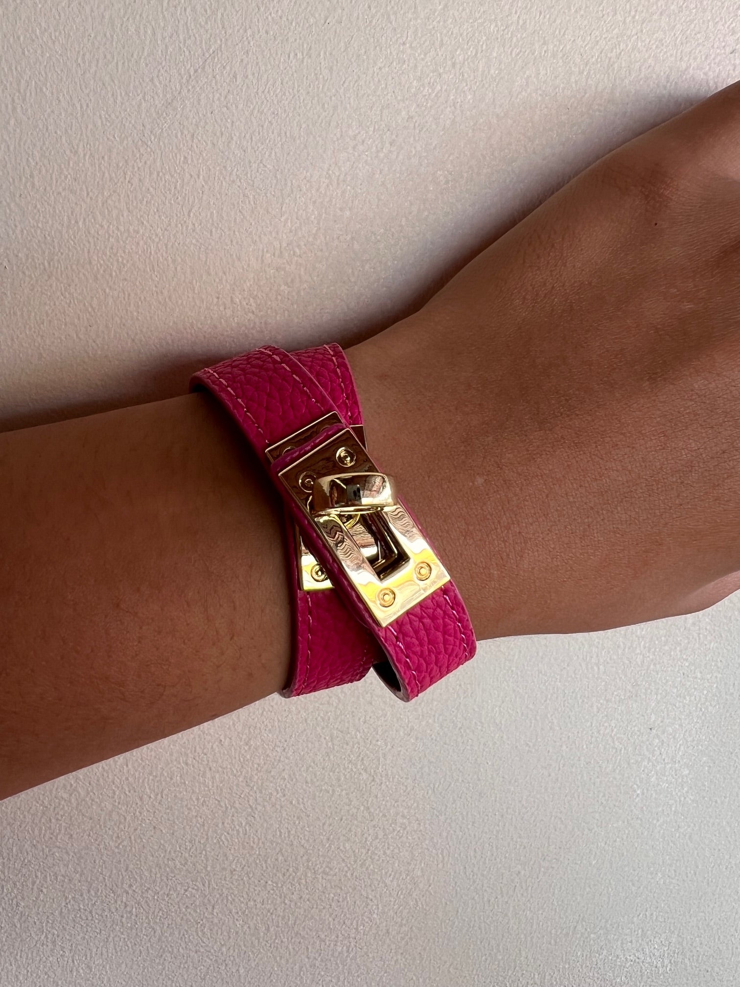 Brazalete Cuerito Cierre Birkin Rosada