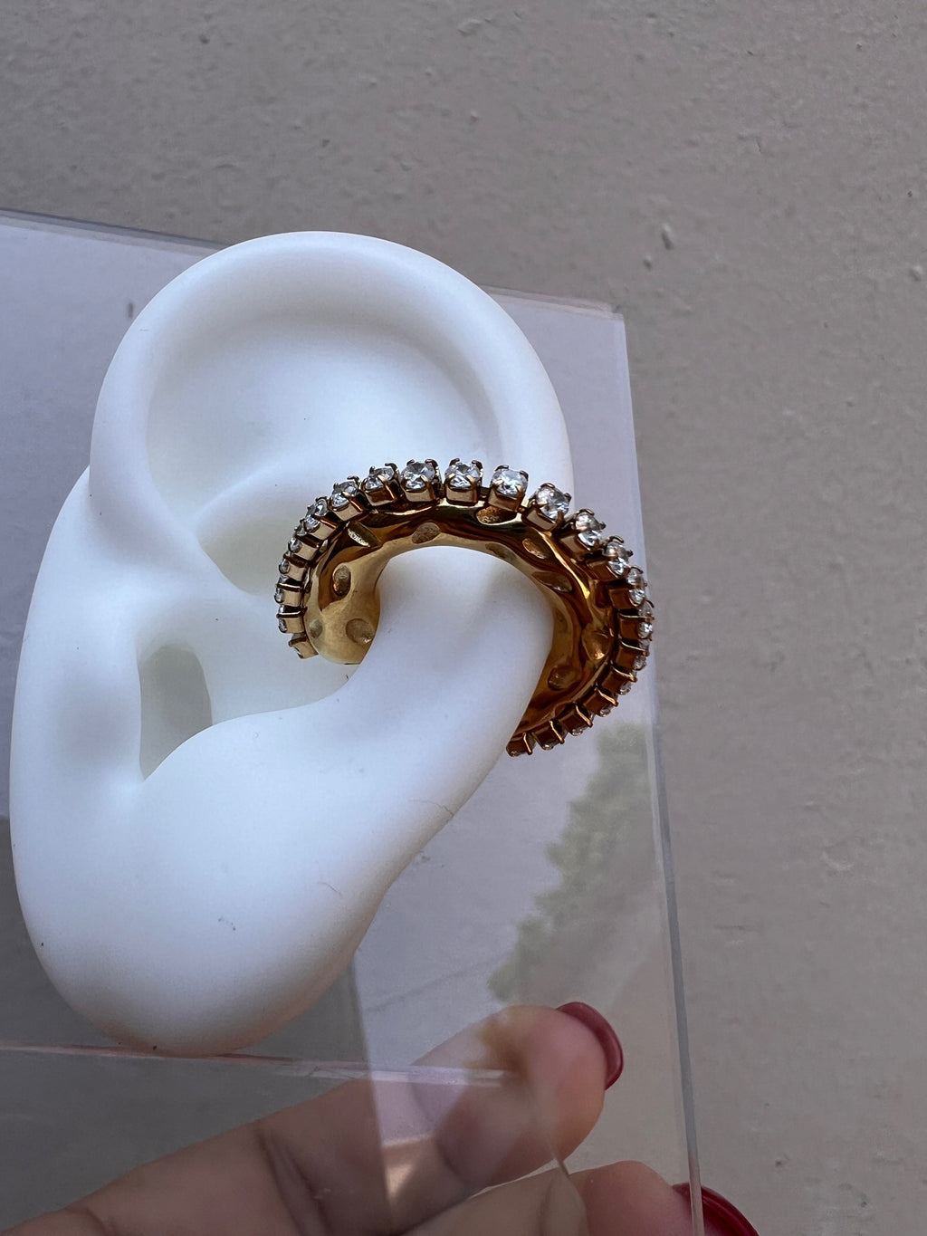 Earcuff Gold Textura con Brillante