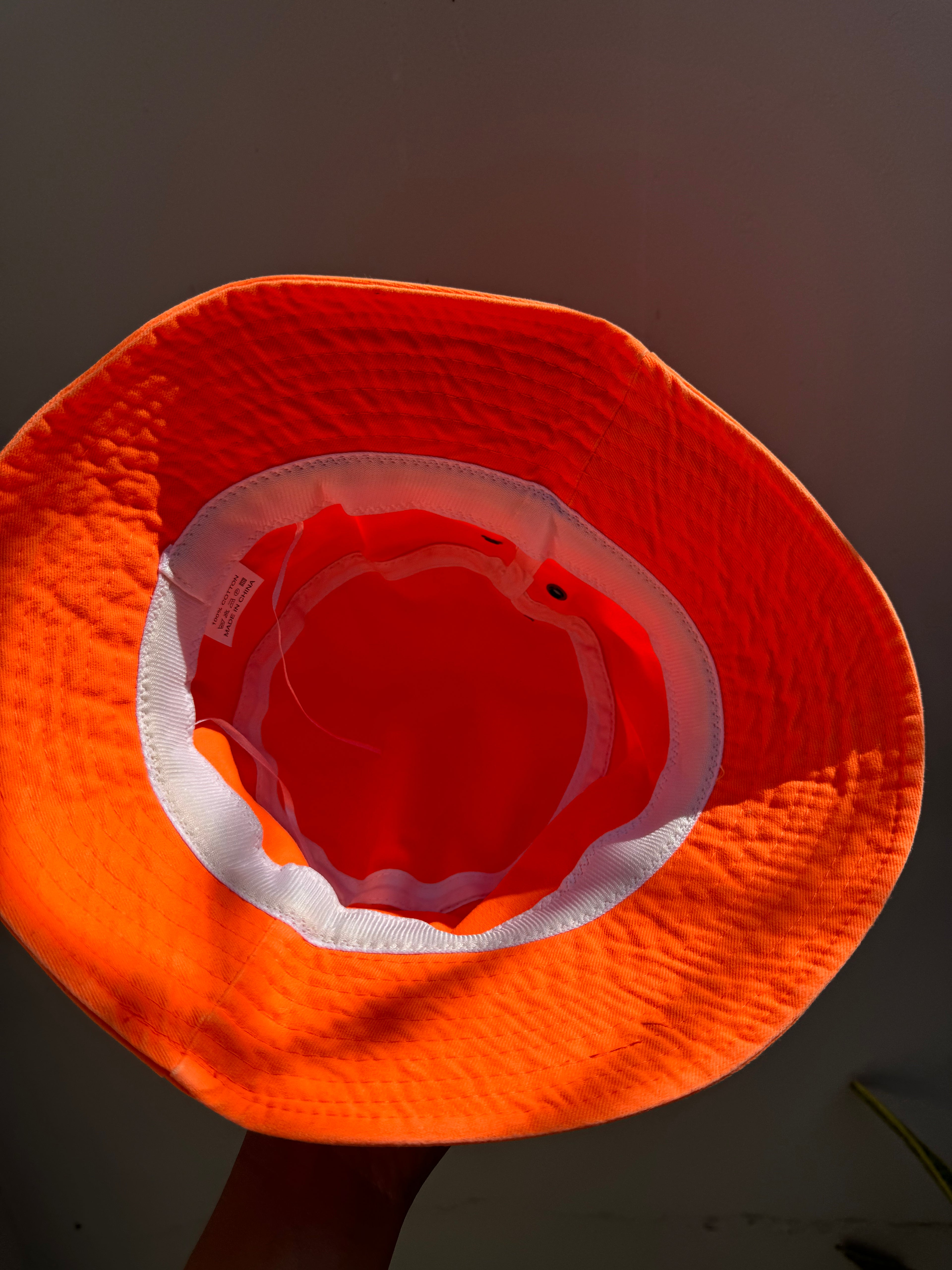Bucket Hat Naranja Neon