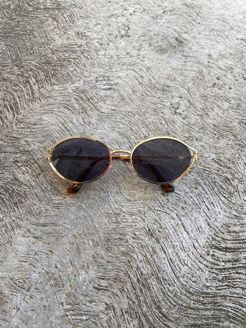 Lentes Miu Miu Ovalados Negros