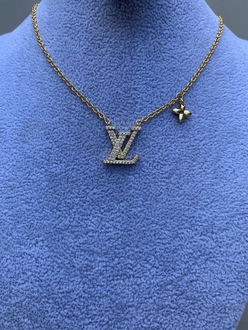 Cadena Louis Vuitton Gold