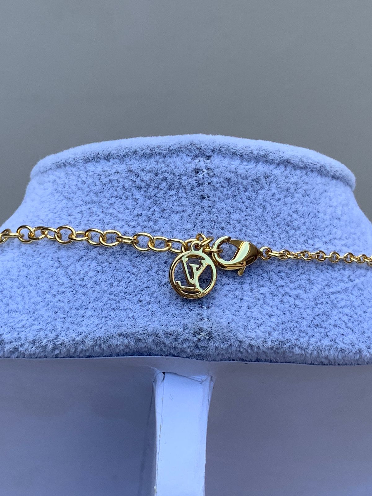 Cadena Louis Vuitton Gold