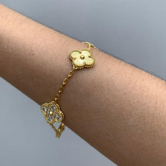 Brazalete Van Cleef Gold y Brillos