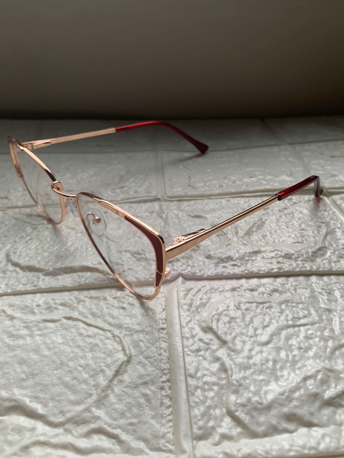 Lentes Cat Eye Gold Mini Esquinas Red