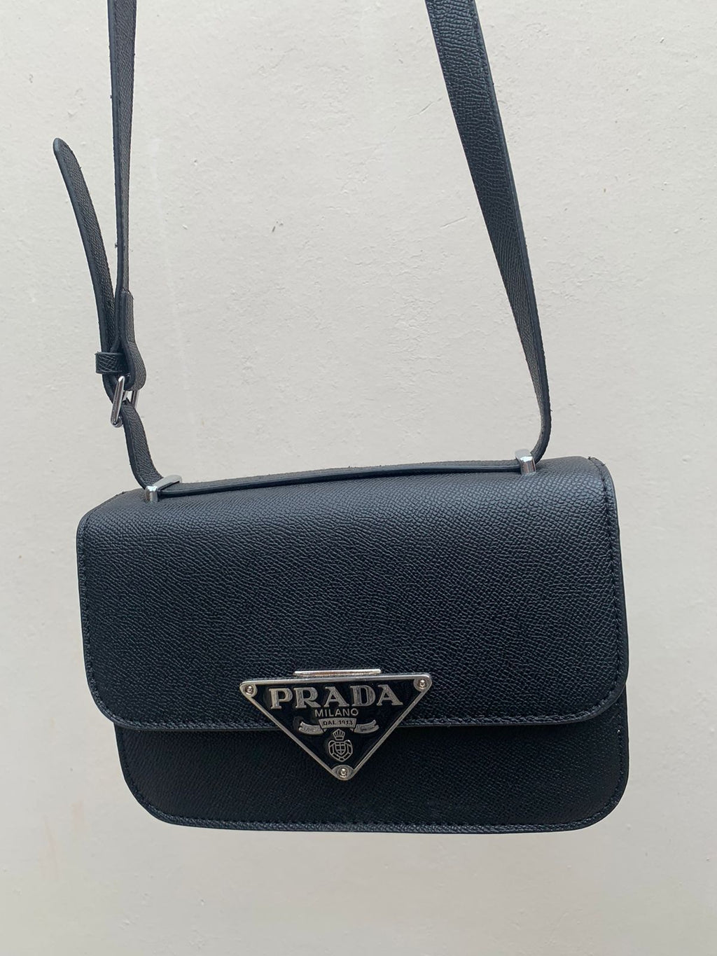 Cartera Prada Black & Silver