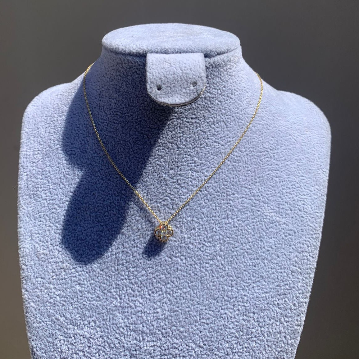 Cadena Mini Van Cleef Gold