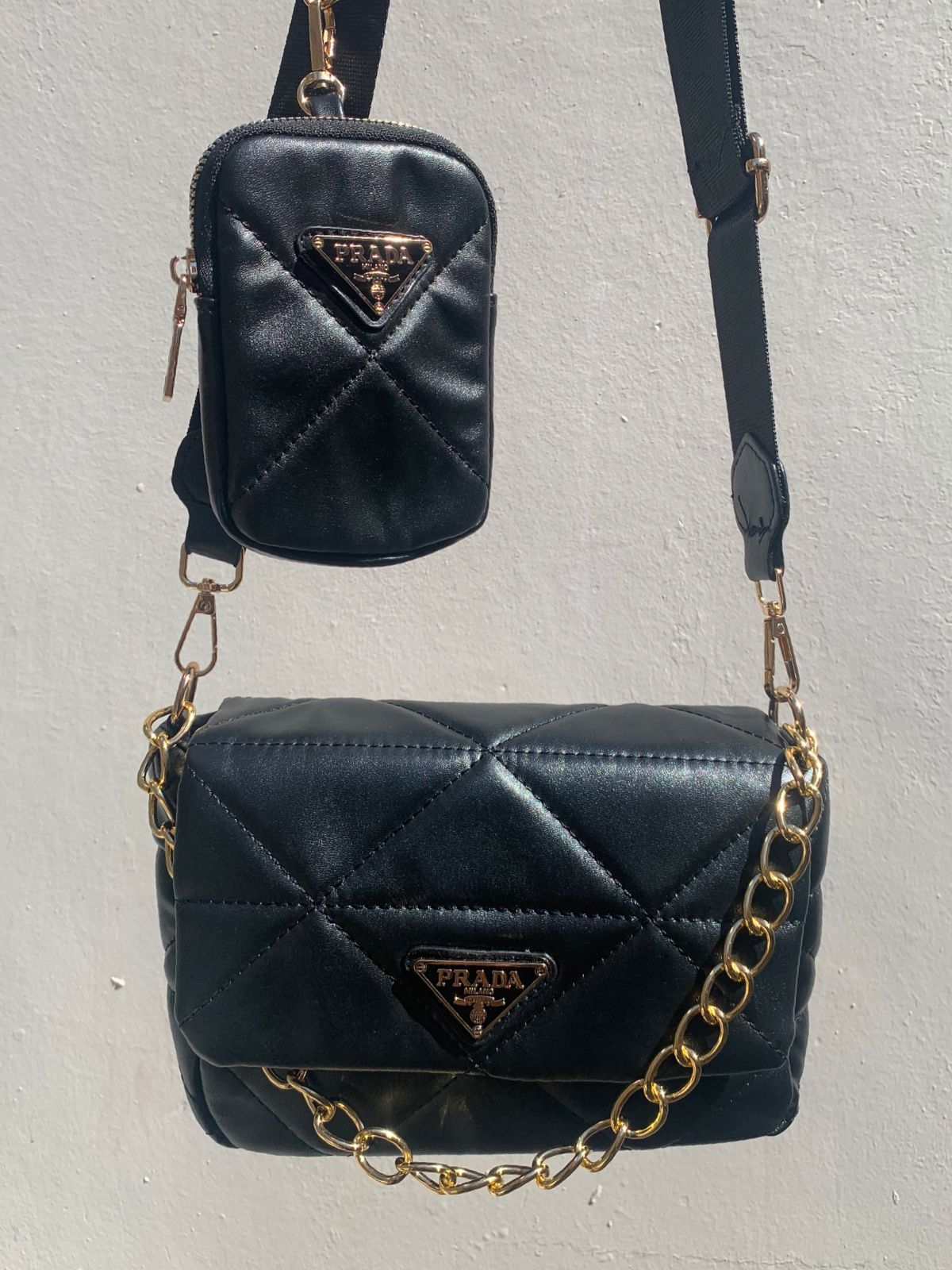 Cartera Prada con Mini Pouch