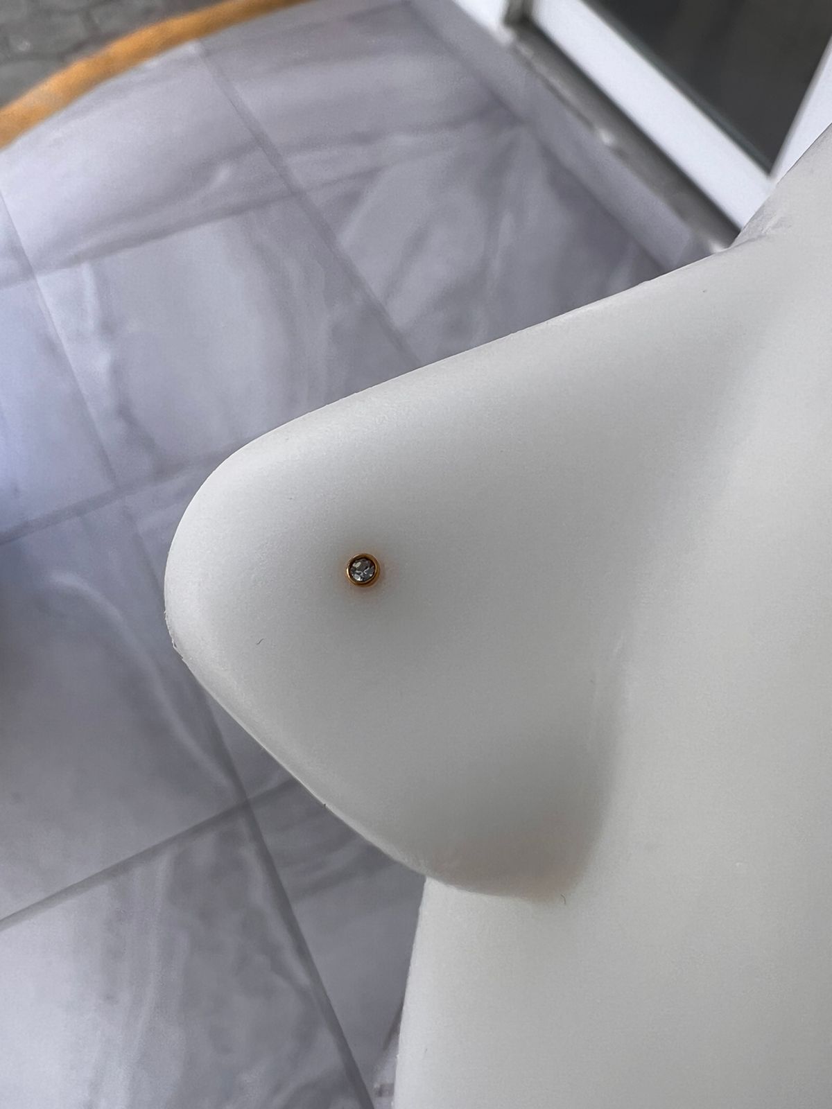 Piercing Nariz Gold y Zirconia Clear