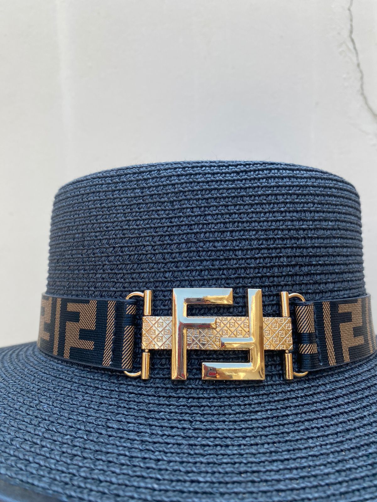 Hat Fendi Negro
