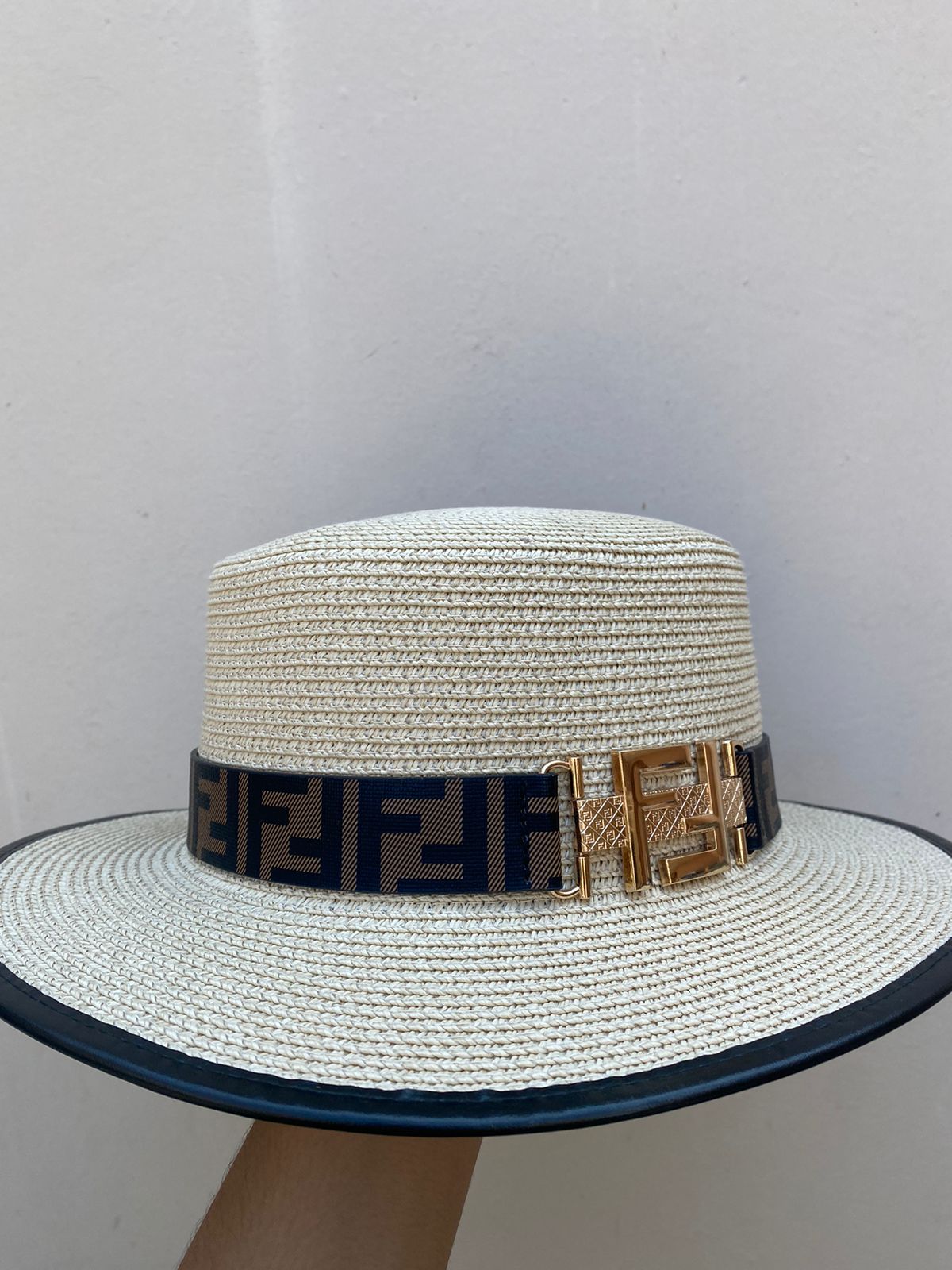 Hat Fendi Beige