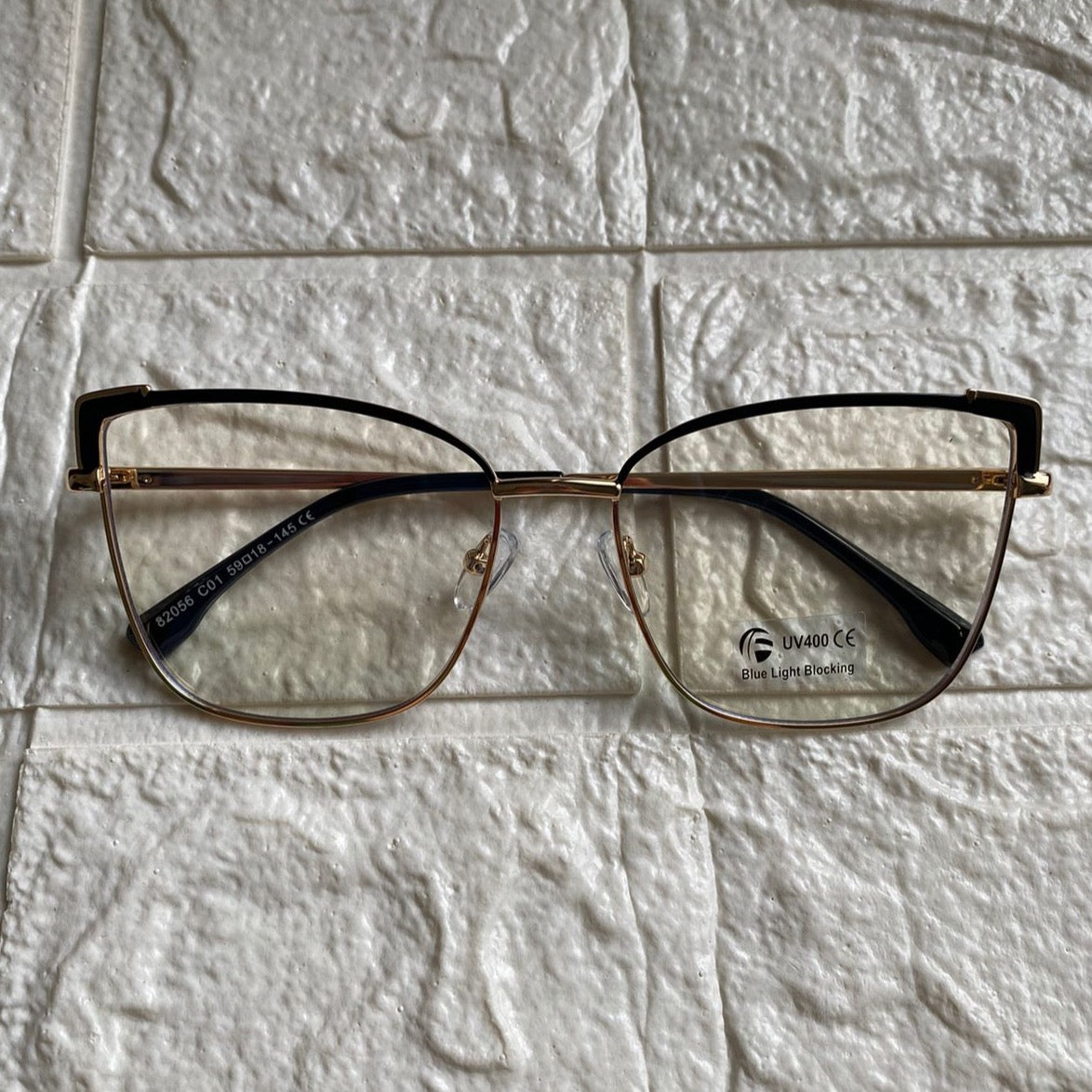 Lentes Cat Eye Gold Esquinas Cuadradas Negras