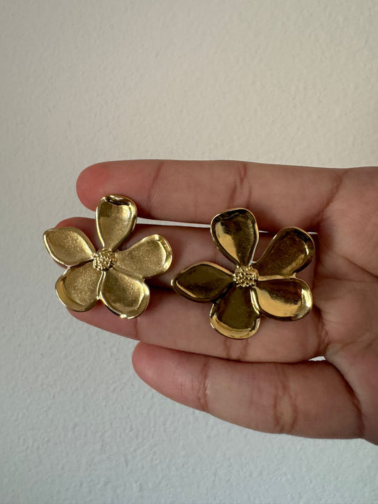 Studs flores Hawai gold
