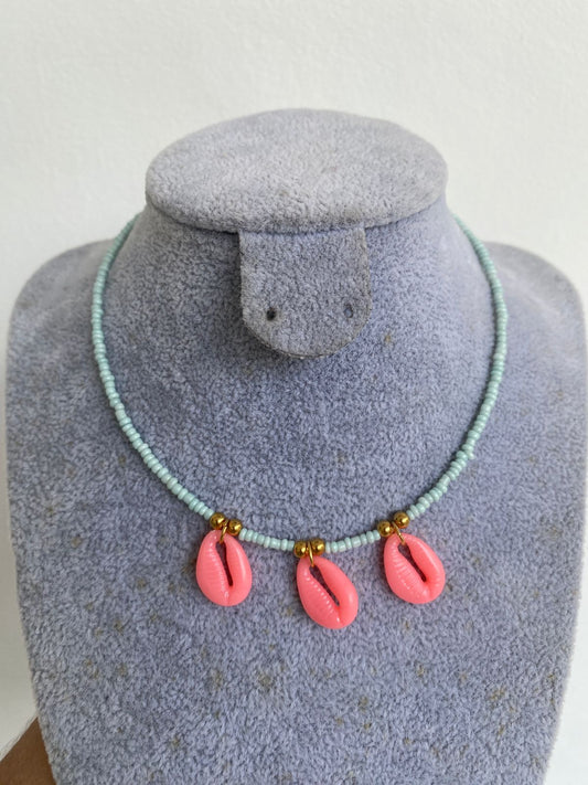Chocker conchas de mar rosadas