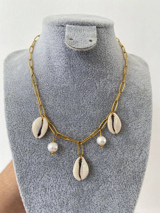 Cadena Conchas de Mar Beige