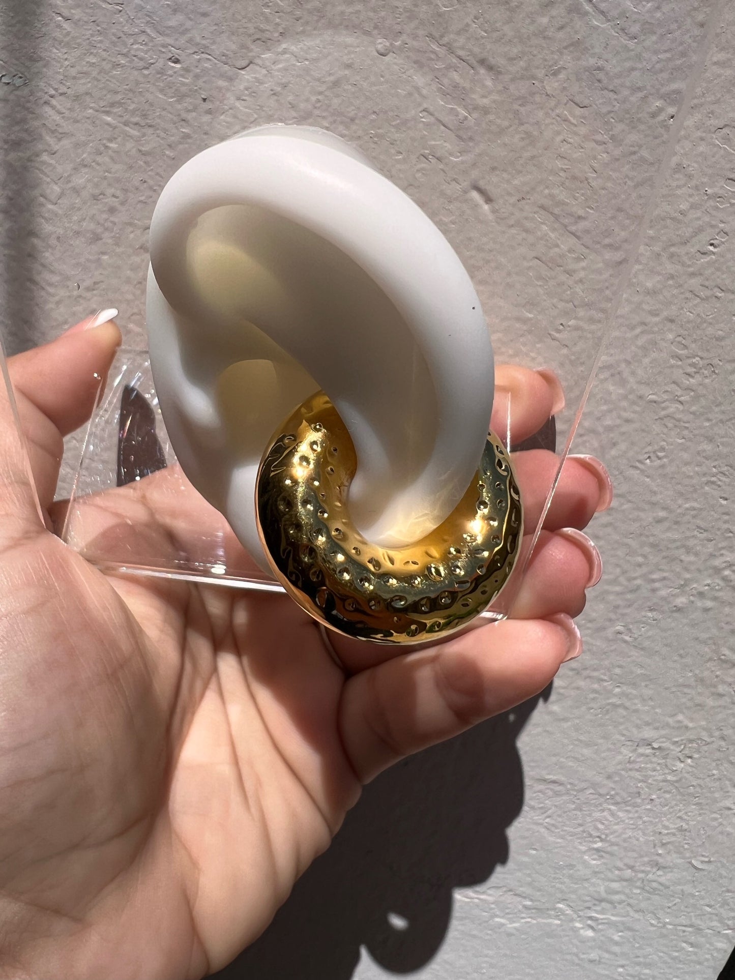 Earcuff Dona con Textura Gold