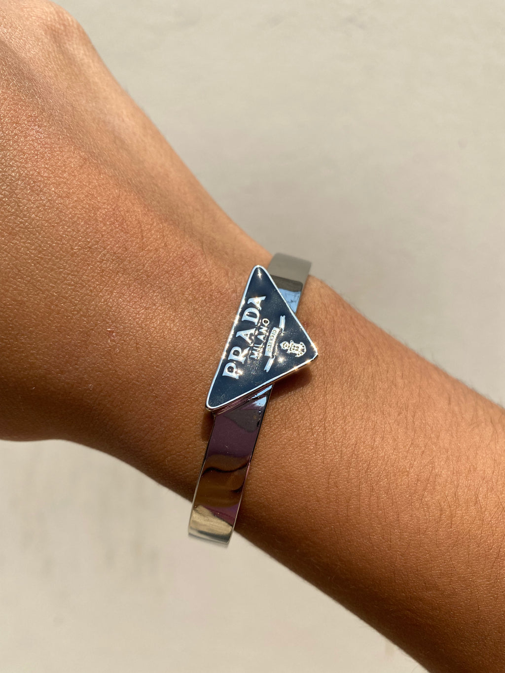Bangle PRADA Negra