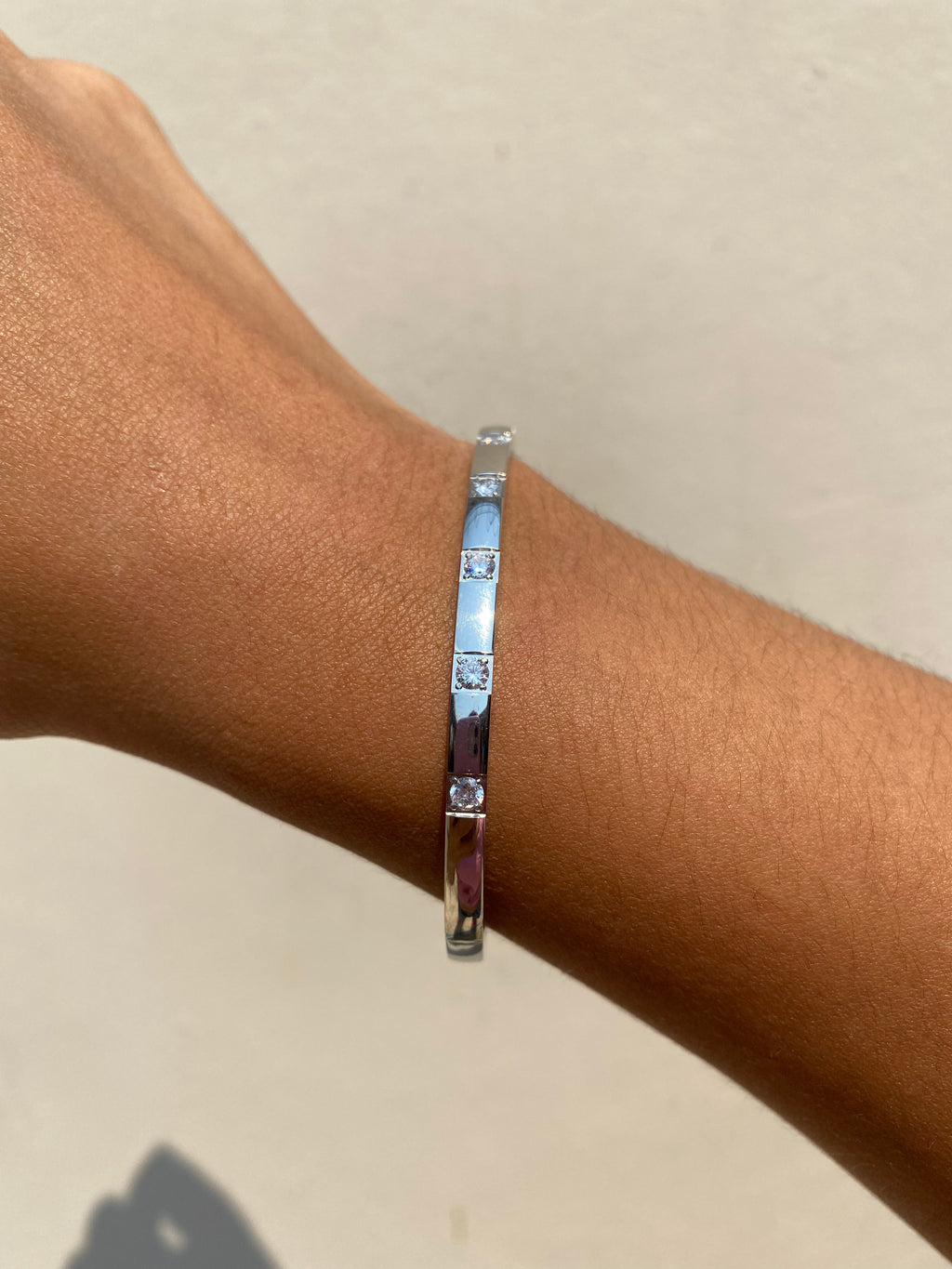Bangle Silver & Zirconias Cuadradas
