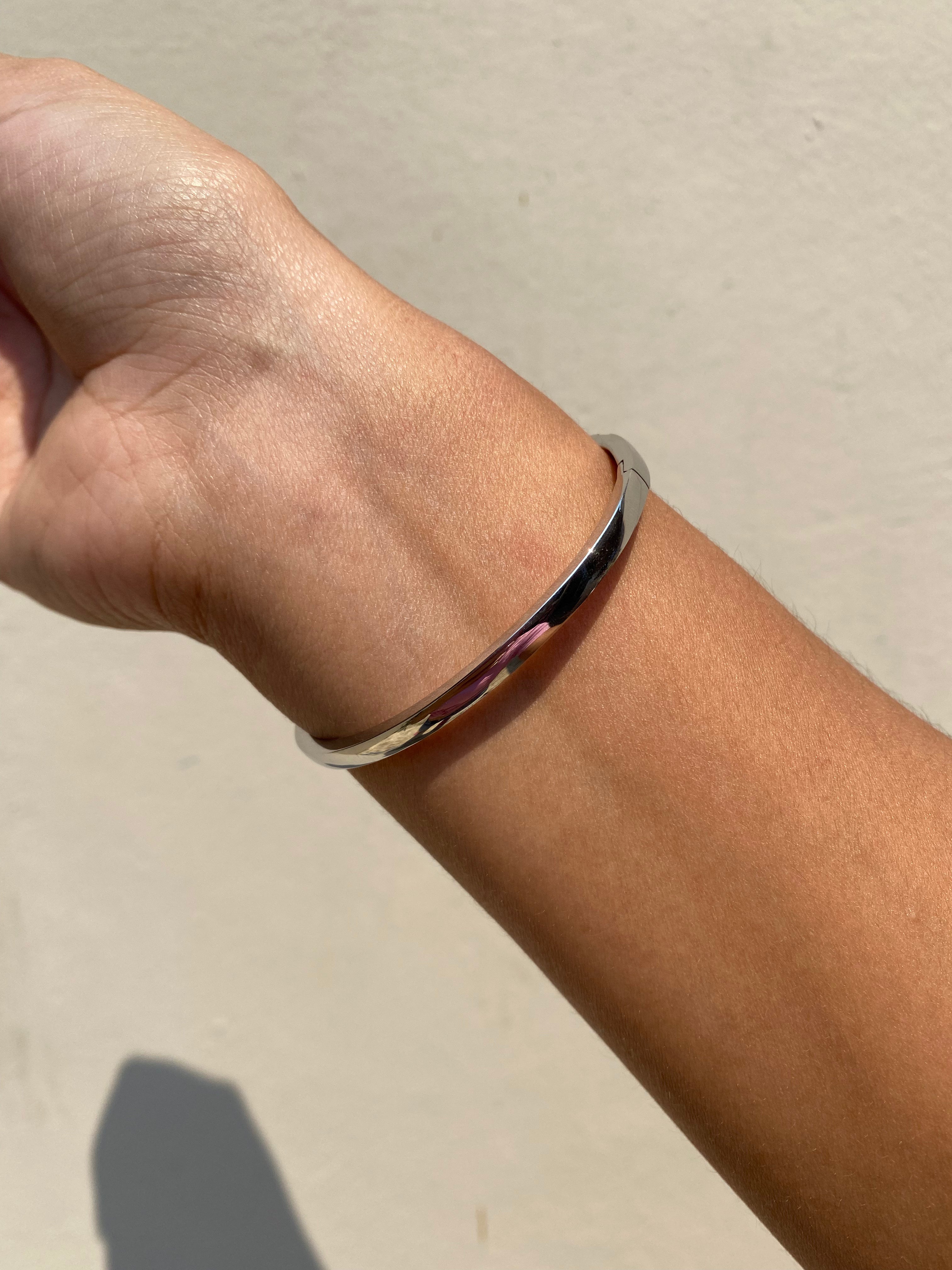 Bangle Silver & Zirconias Cuadradas