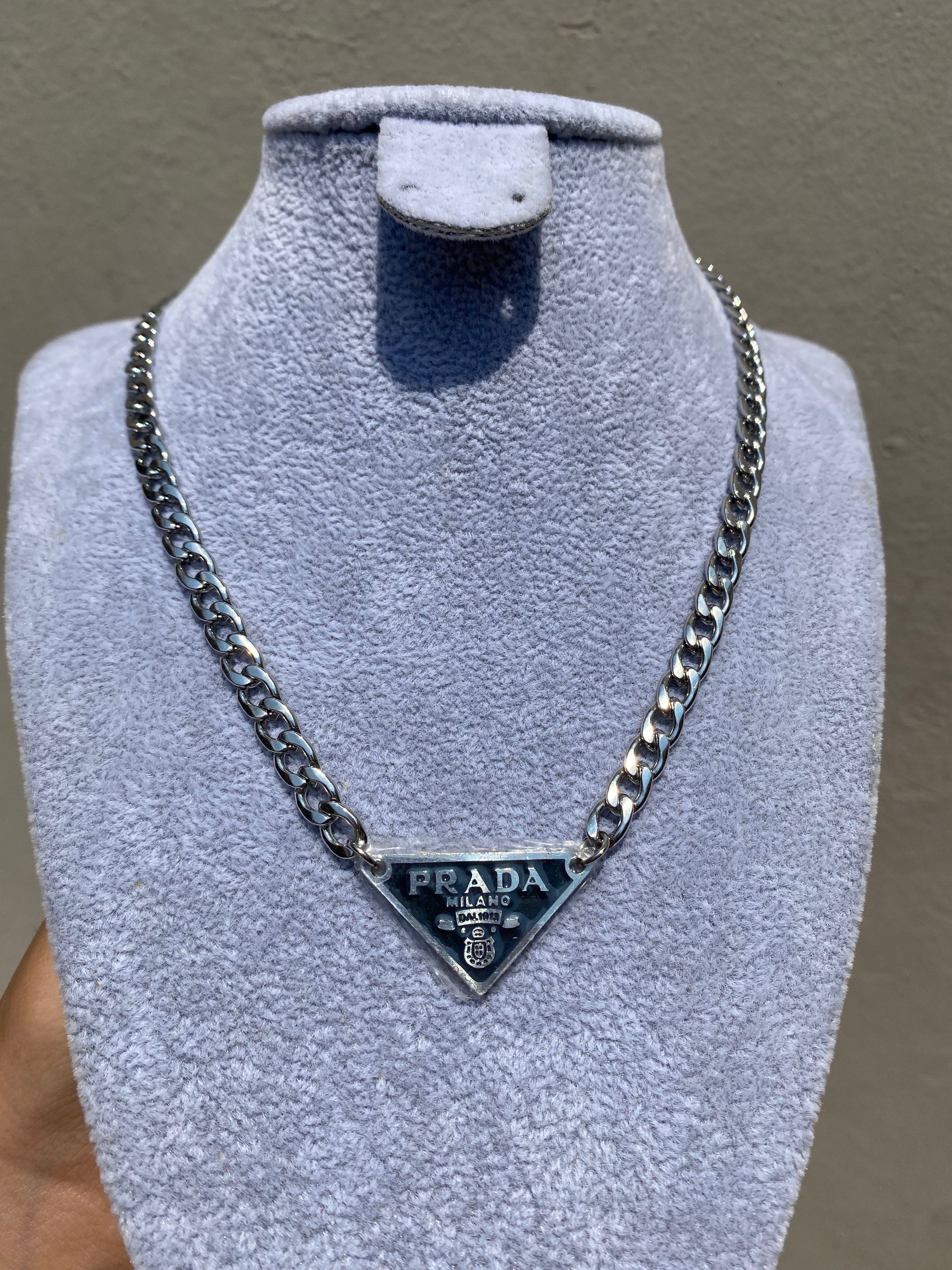 Cadena PRADA Negra