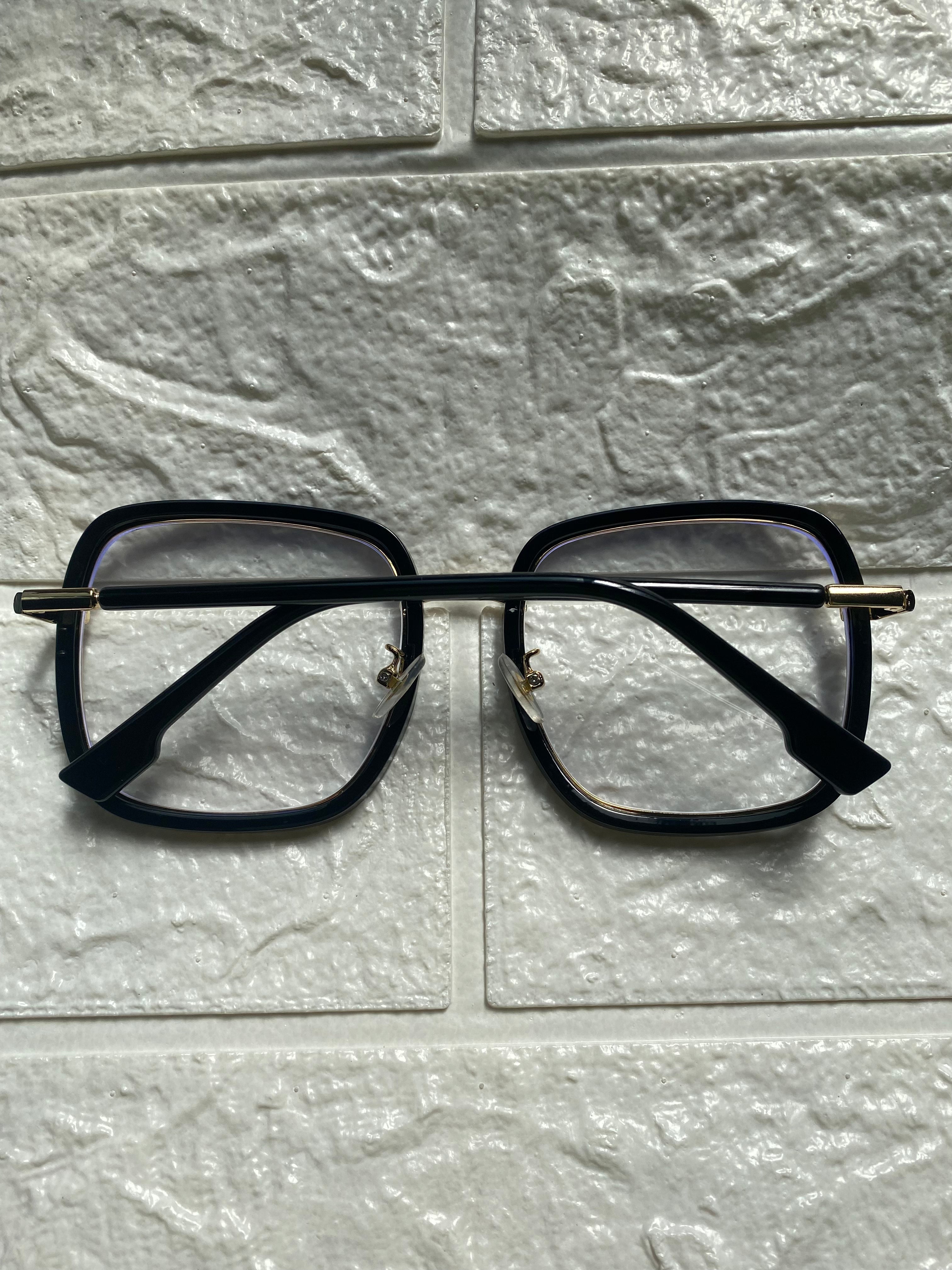Lentes Cuadrados Negro y Gold
