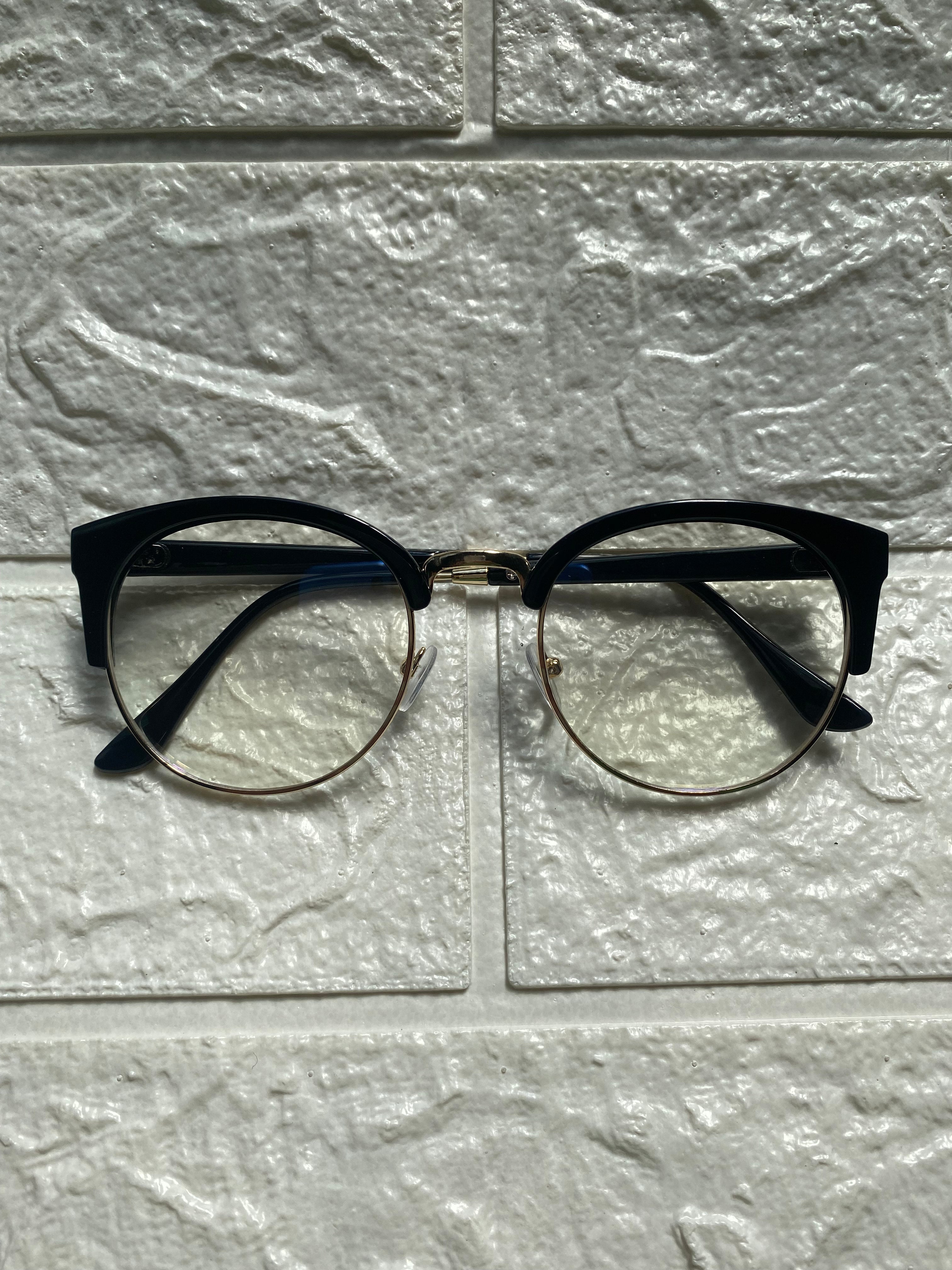 Lentes Mitad Negro y Gold Clasicos