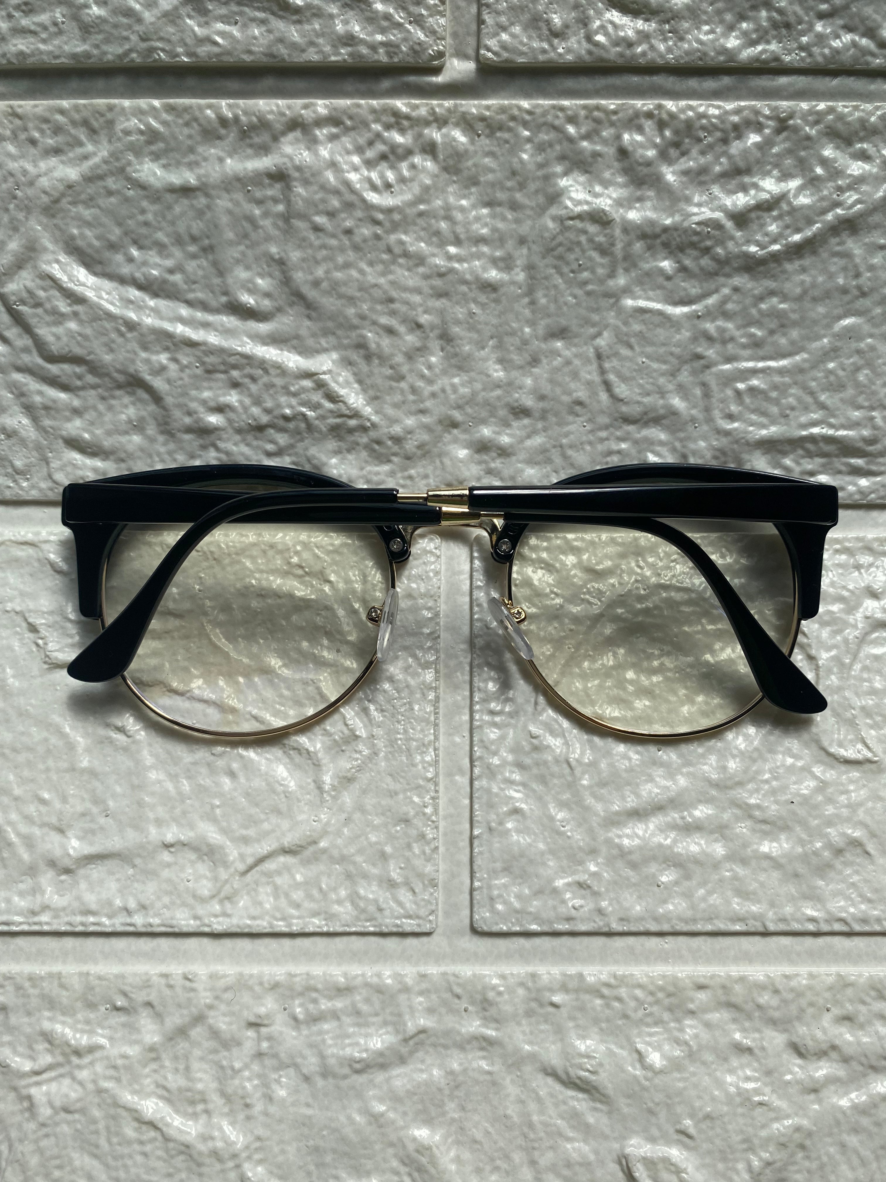Lentes Mitad Negro y Gold Clasicos