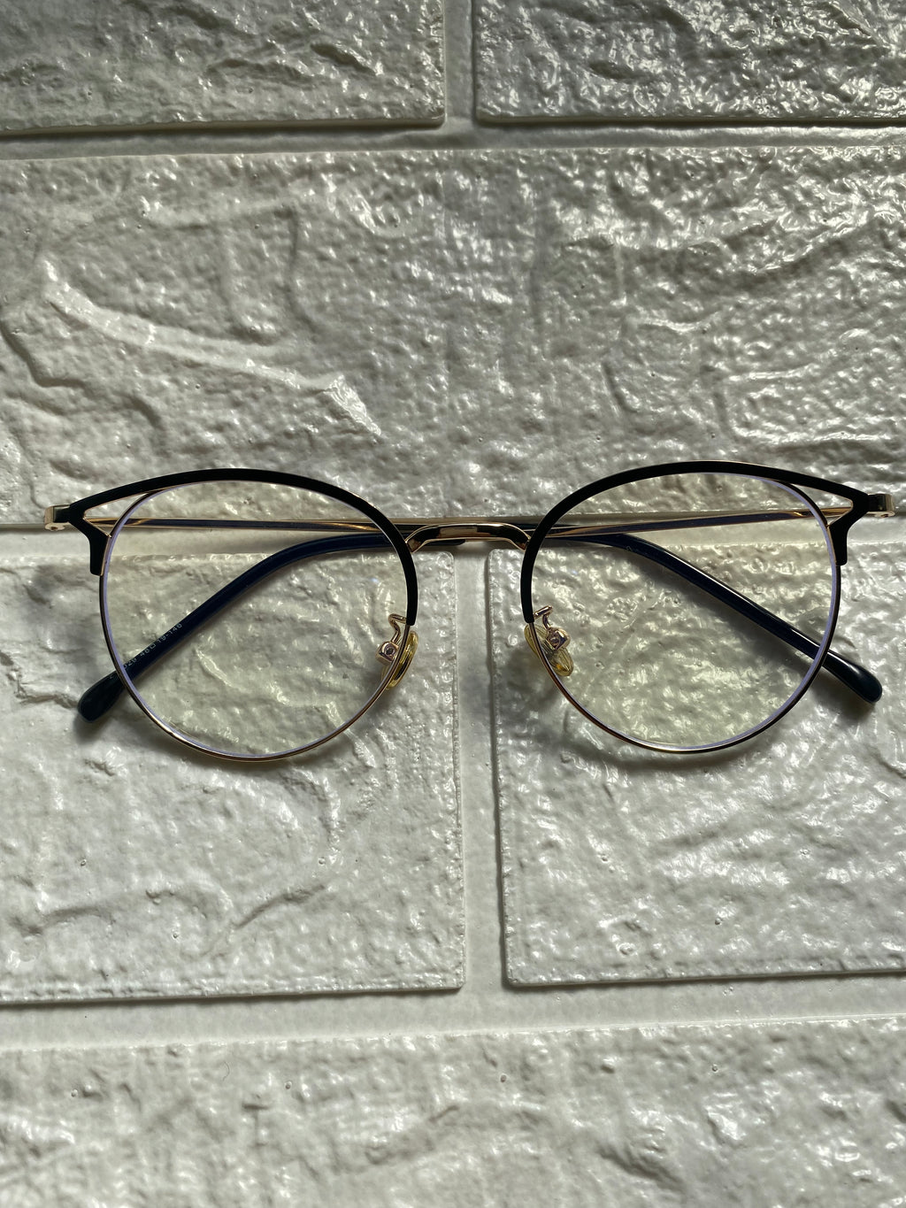 Lentes Cat Eye Gold y Negro de Metal