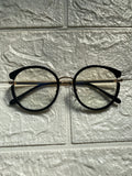 Lentes Semiredondos Negros con Metal Gold