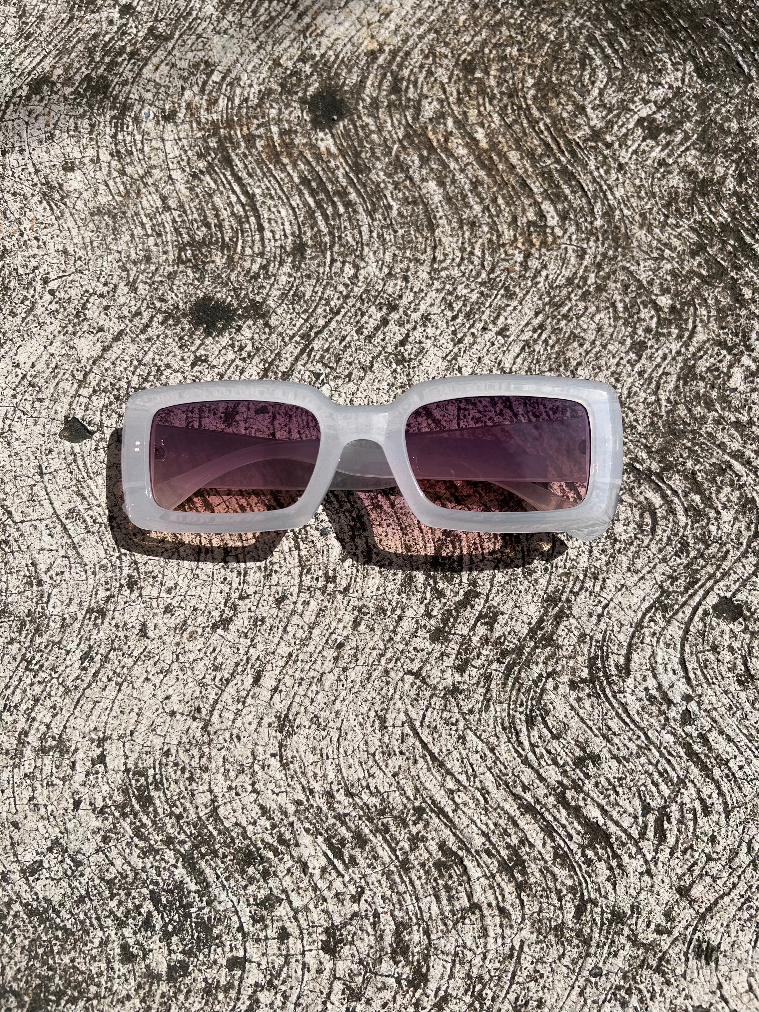 Lentes de Sol Blanco y Tornasol