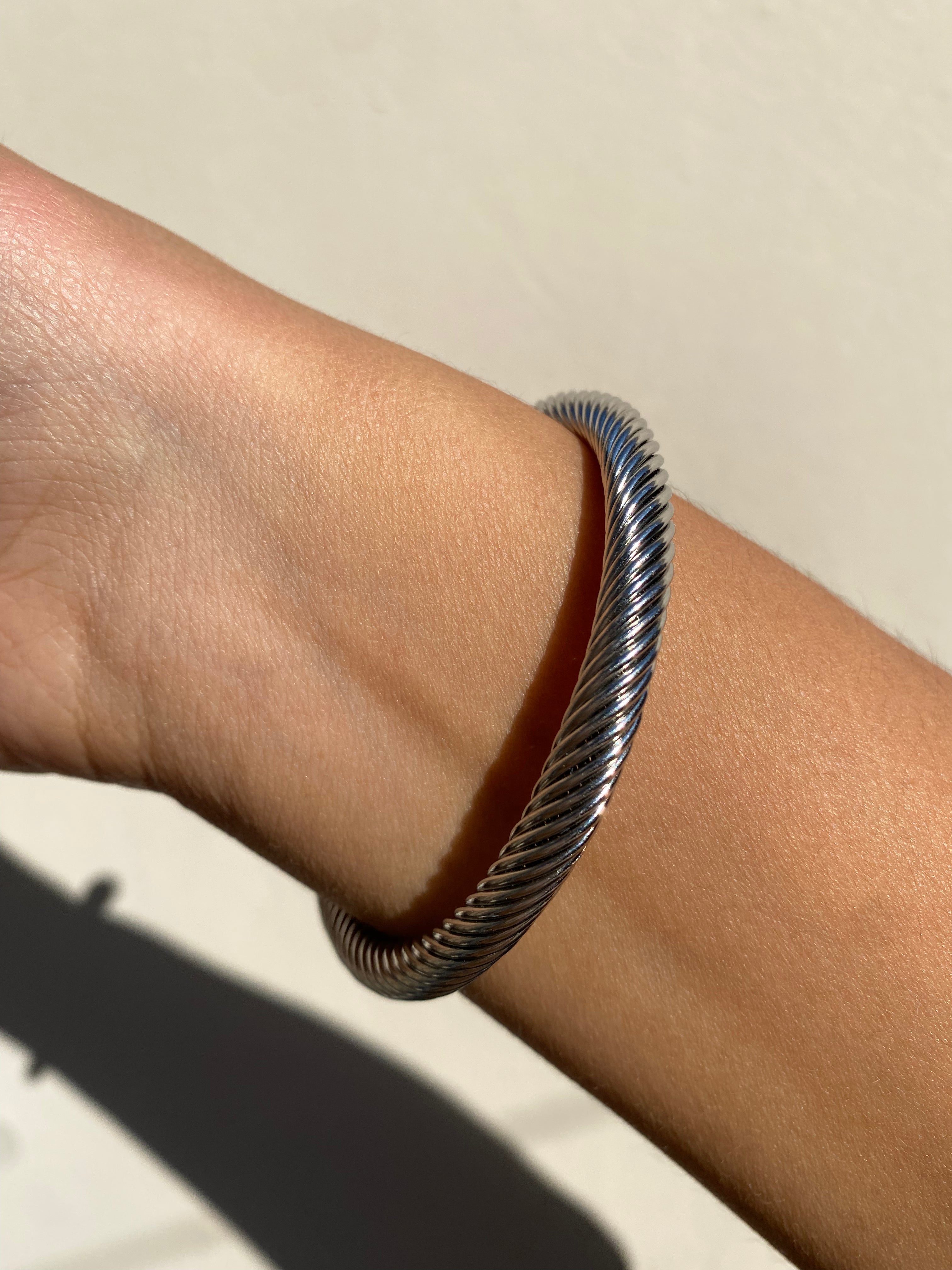 Bangle Silver & Zirconias