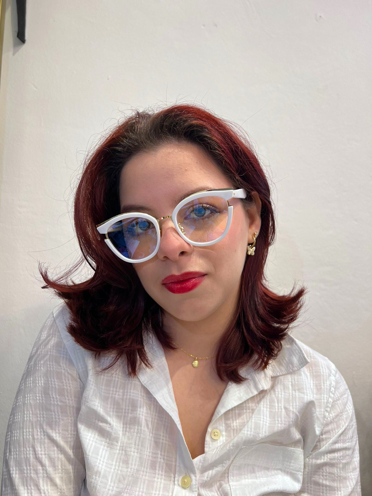 Lentes Blancos con Detalles Gold